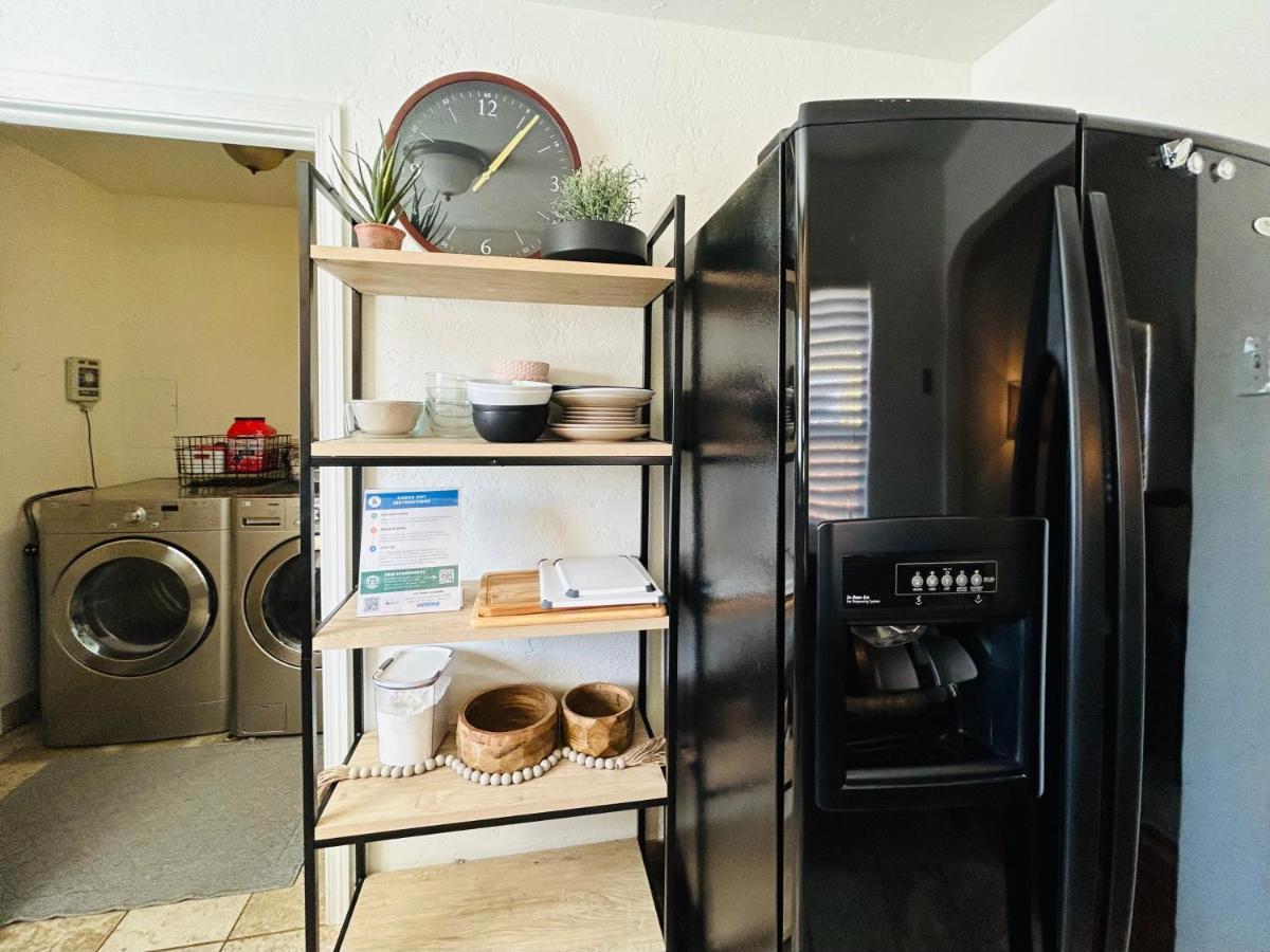 Home Sweet Idahome, Feels Like Home With All The Decor You Wish You Could Afford King Bed In Master, Fully Fenced Dog Friendly Yard, A Few Blocks From Bsu And Downtown Boise, Your Perfect Stay! Εξωτερικό φωτογραφία